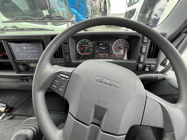 いすゞフォワードセルフクレーン6段中型（4t）[写真29]