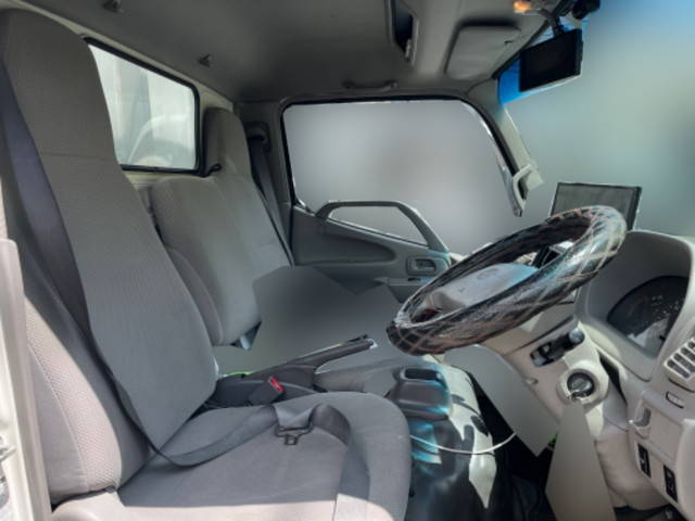 日野デュトロアルミウイング小型（2t・3t）[写真35]