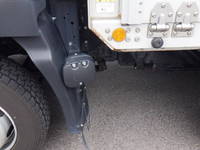 いすゞギガアルミウイング大型（10t）[写真12]