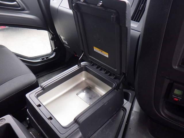 いすゞギガアルミウイング大型（10t）[写真16]