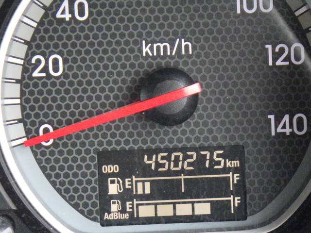 いすゞギガアルミウイング大型（10t）[写真17]