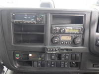 いすゞギガアルミウイング大型（10t）[写真23]