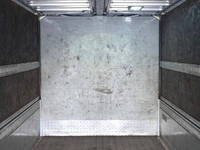 いすゞフォワードアルミウイング中型（4t）[写真11]