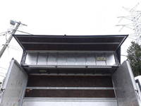 いすゞフォワードアルミウイング中型（4t）[写真15]