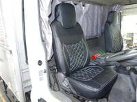 いすゞフォワードアルミウイング中型（4t）[写真24]