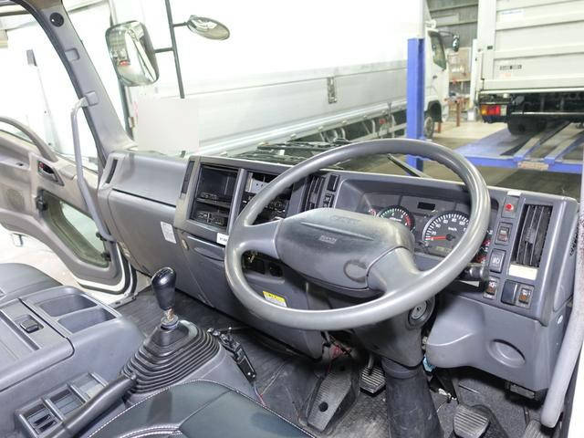 いすゞフォワードアルミウイング中型（4t）[写真28]