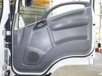 いすゞフォワードアルミウイング中型（4t）[写真31]