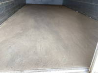 いすゞエルフアルミウイング小型（2t・3t）[写真10]