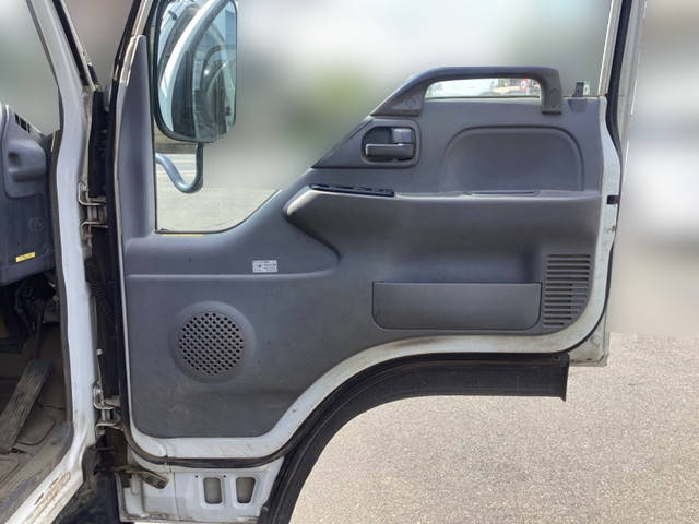 いすゞエルフアルミウイング小型（2t・3t）[写真19]