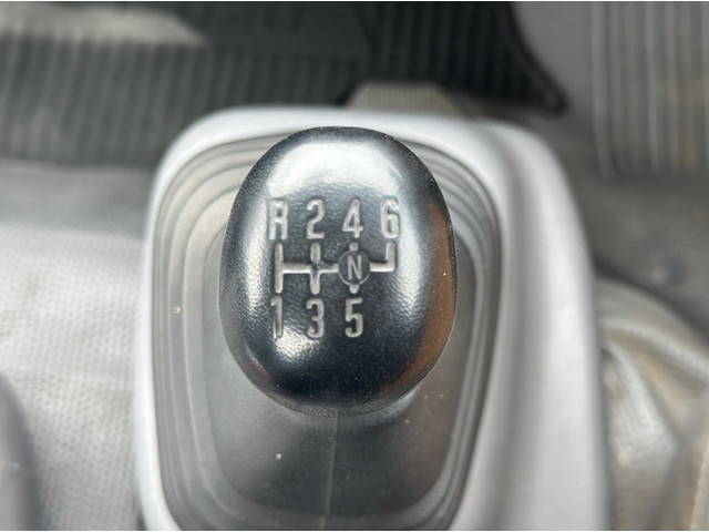 いすゞエルフクレーン4段小型（2t・3t）[写真27]