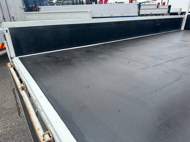 いすゞエルフクレーン4段小型（2t・3t）[写真08]