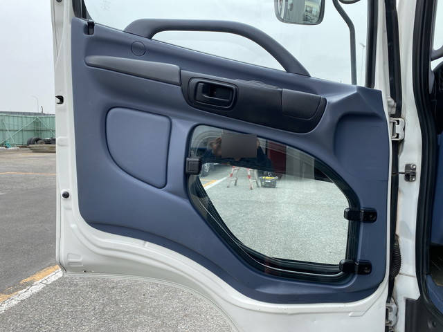 日野レンジャーセルフクレーン4段中型（4t）[写真26]