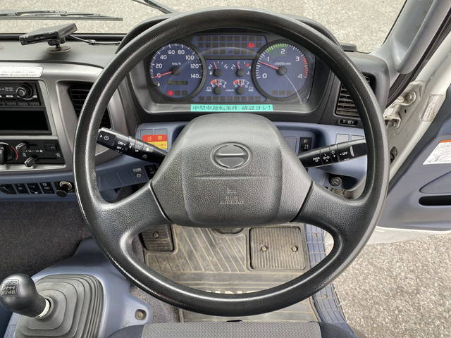 日野レンジャーセルフクレーン4段中型（4t）[写真33]