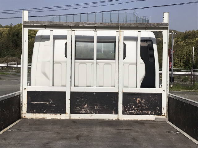 三菱ふそうキャンター平ボディ小型（2t・3t）[写真11]