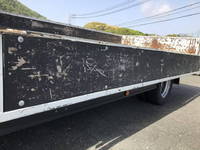 三菱ふそうキャンター平ボディ小型（2t・3t）[写真13]