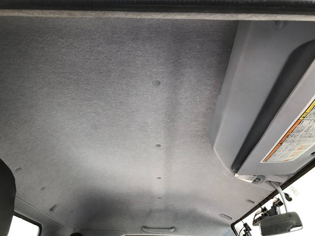 三菱ふそうキャンター平ボディ小型（2t・3t）[写真28]