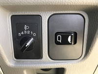 三菱ふそうキャンター平ボディ小型（2t・3t）[写真34]