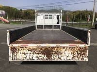 三菱ふそうキャンター平ボディ小型（2t・3t）[写真09]