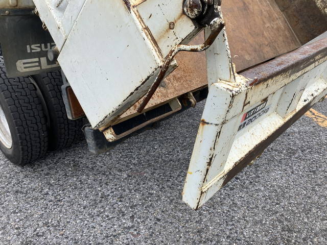 いすゞエルフダンプ小型（2t・3t）[写真15]