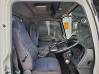 いすゞフォワードセルフクレーン5段増トン（6t・8t）[写真12]