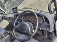 いすゞフォワードセルフクレーン5段増トン（6t・8t）[写真13]