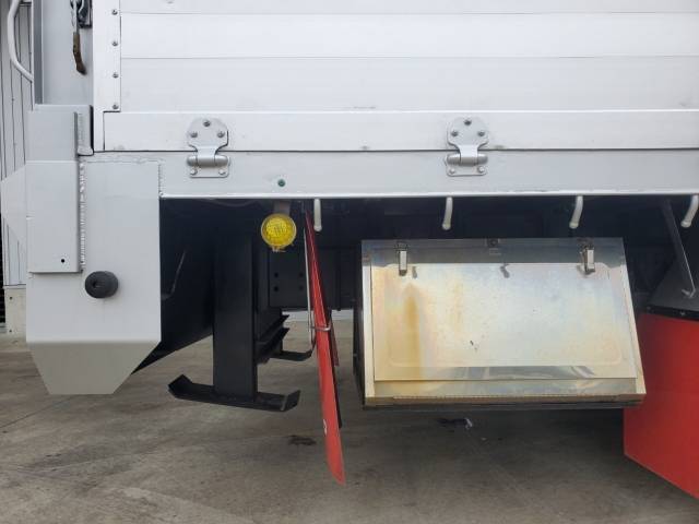 いすゞフォワードセルフクレーン5段増トン（6t・8t）[写真15]