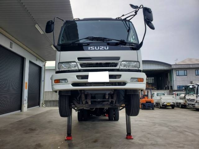 いすゞフォワードセルフクレーン5段増トン（6t・8t）[写真07]