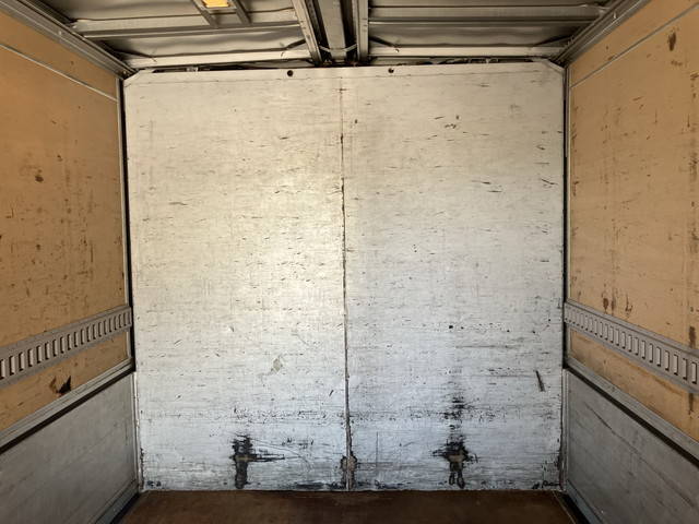 三菱ふそうキャンターアルミウイング小型（2t・3t）[写真11]