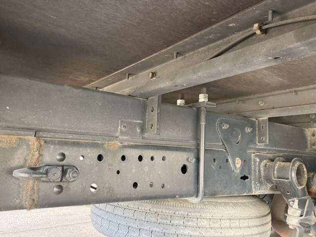 三菱ふそうキャンターアルミウイング小型（2t・3t）[写真18]