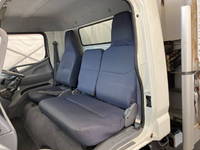 三菱ふそうキャンターアルミウイング小型（2t・3t）[写真24]