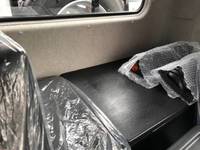 三菱ふそうファイターコンテナ専用車増トン（6t・8t）[写真31]