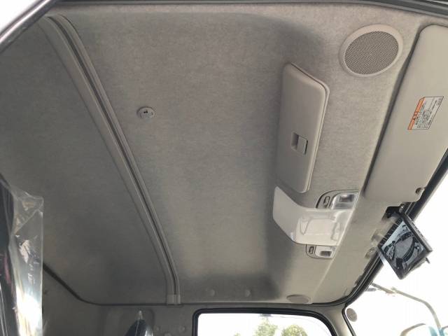 三菱ふそうファイターコンテナ専用車増トン（6t・8t）[写真33]