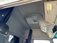 三菱ふそうスーパーグレートコンテナ専用車大型（10t）[写真11]