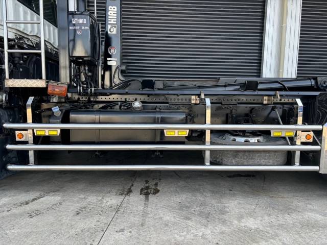 三菱ふそうスーパーグレートコンテナ専用車大型（10t）[写真27]