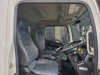 日野レンジャーコンテナ専用車増トン（6t・8t）[写真15]