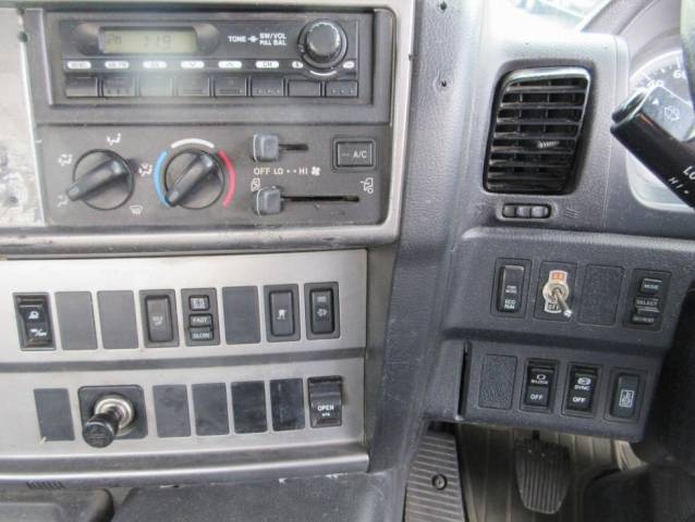 日野プロフィアミキサー車（コンクリートミキサー）大型（10t）[写真12]