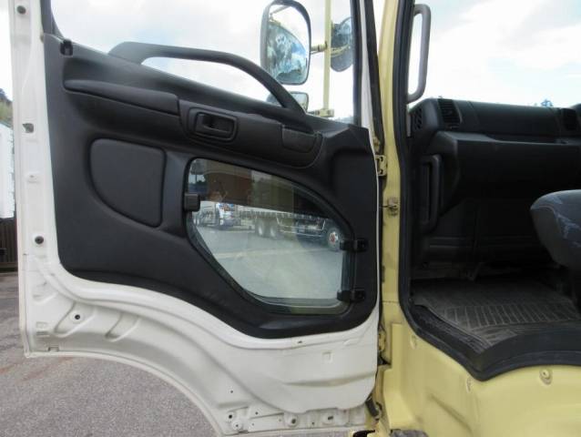 日野プロフィアミキサー車（コンクリートミキサー）大型（10t）[写真17]