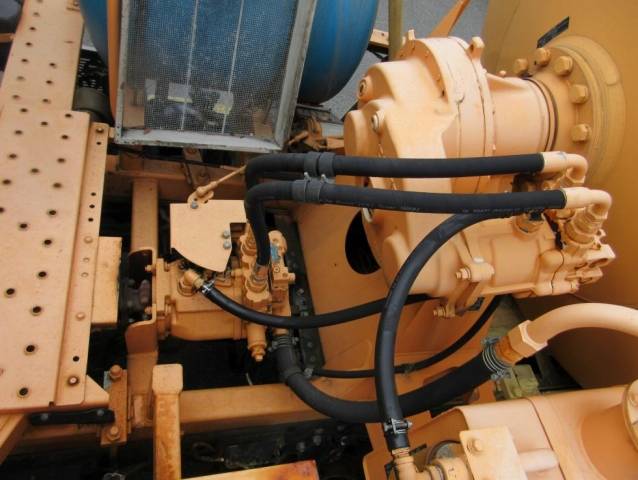 日野プロフィアミキサー車（コンクリートミキサー）大型（10t）[写真31]