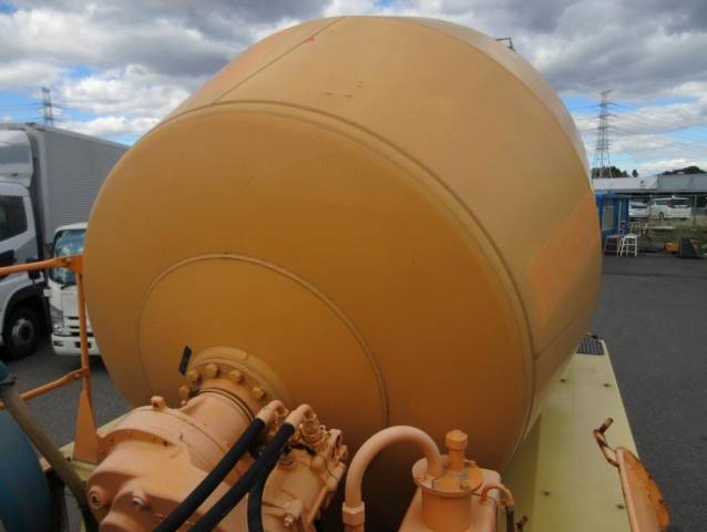 日野プロフィアミキサー車（コンクリートミキサー）大型（10t）[写真32]