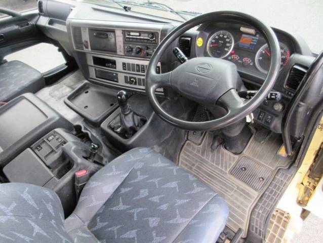 日野プロフィアミキサー車（コンクリートミキサー）大型（10t）[写真08]