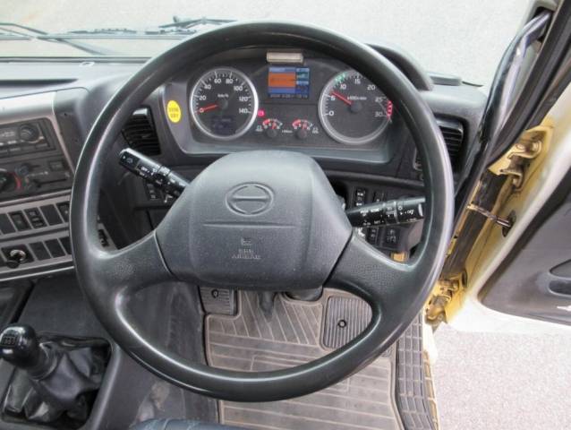 日野プロフィアミキサー車（コンクリートミキサー）大型（10t）[写真09]