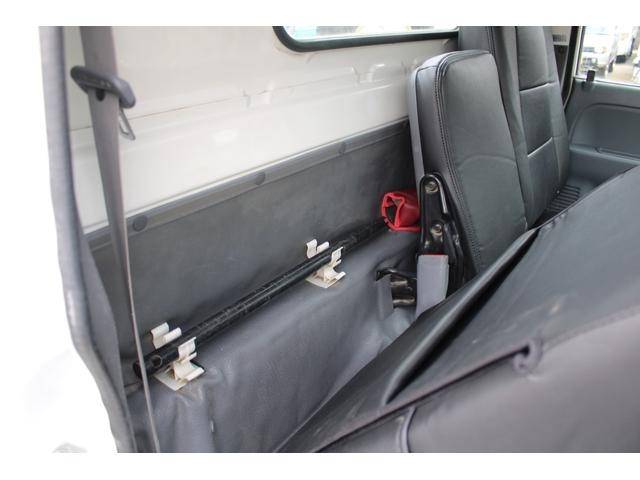 いすゞエルフミキサー車（コンクリートミキサー）小型（2t・3t）[写真18]