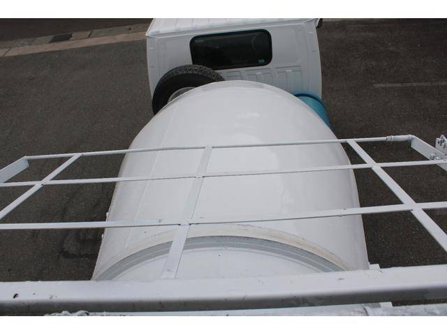 いすゞエルフミキサー車（コンクリートミキサー）小型（2t・3t）[写真32]