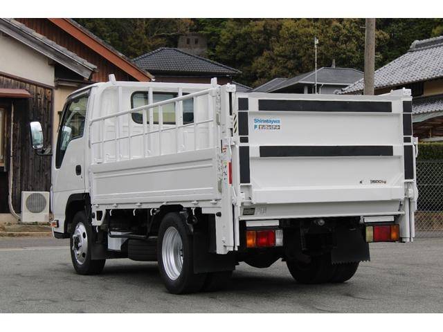 マツダタイタン平ボディ小型（2t・3t）[写真02]