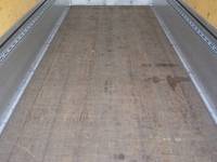 三菱ふそうファイターアルミウイング中型（4t）[写真12]