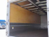 三菱ふそうファイターアルミウイング中型（4t）[写真13]