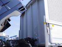 三菱ふそうファイターアルミウイング中型（4t）[写真15]