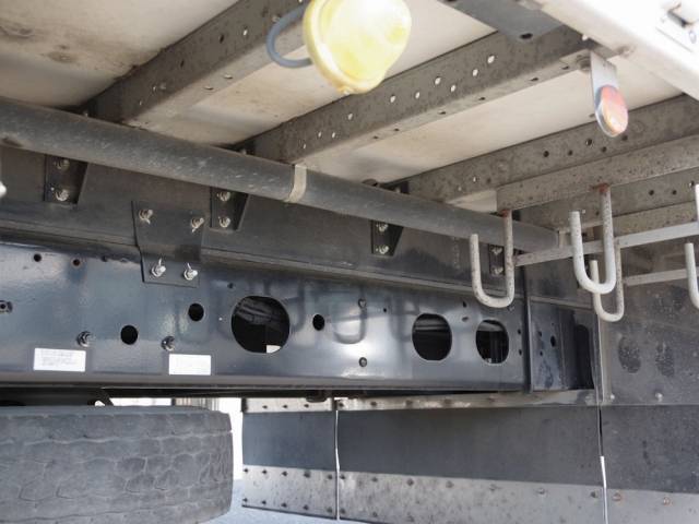 三菱ふそうファイターアルミウイング中型（4t）[写真06]