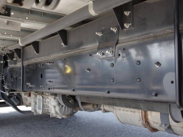 三菱ふそうファイターアルミウイング中型（4t）[写真07]