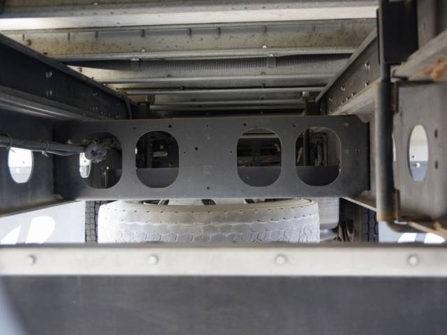 三菱ふそうファイターアルミウイング中型（4t）[写真08]